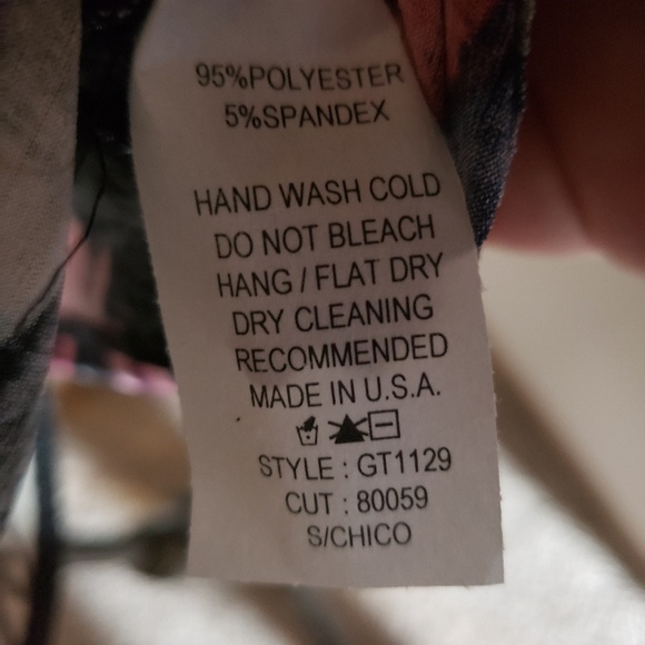 Floral Tank Top - Picture 6 of 6